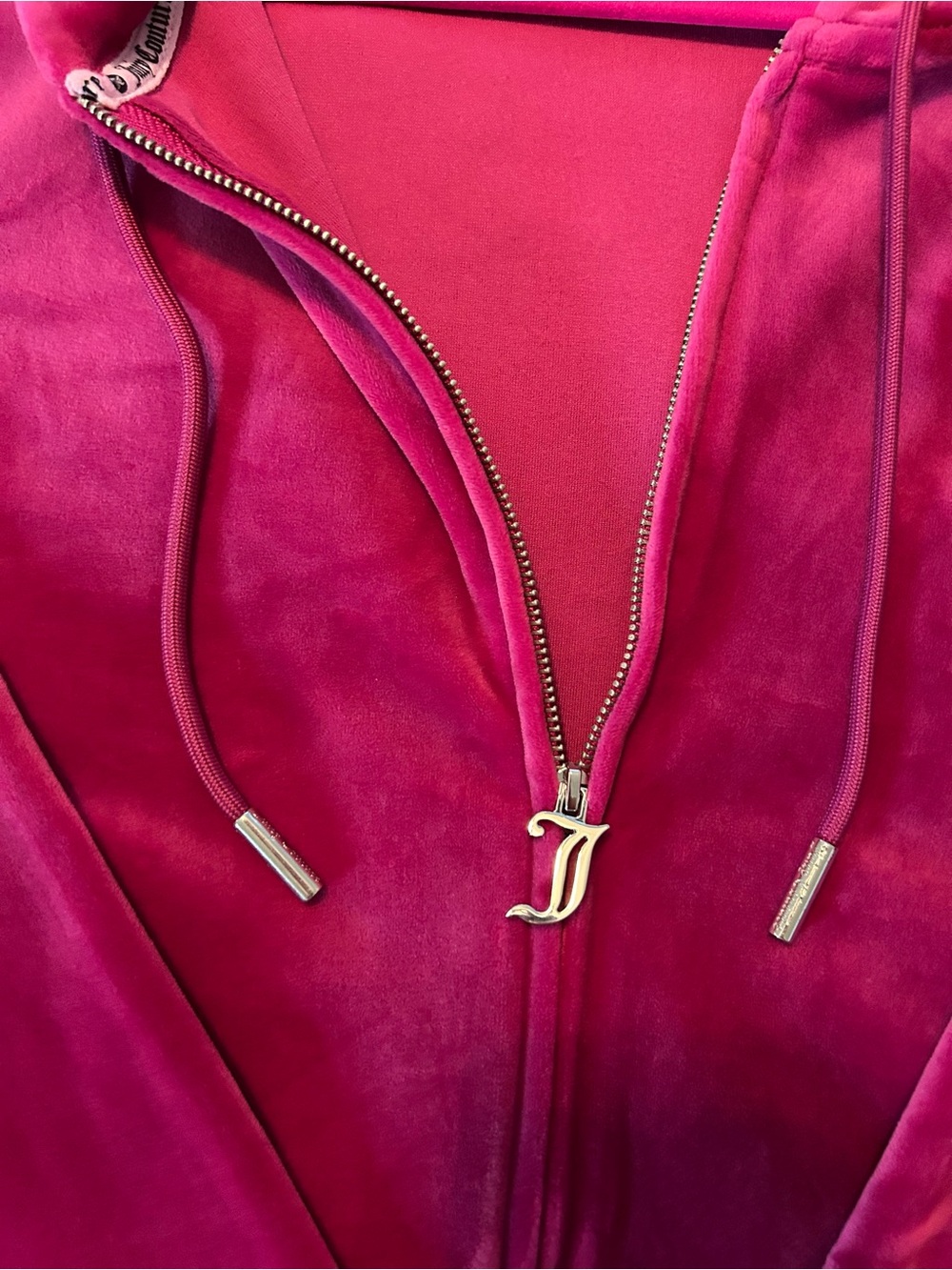 Juicy Couture Magenta Velour Track Pants & Hoodie Set - Picture 6 of 12